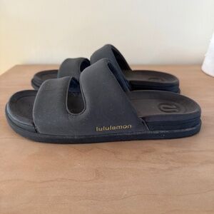Lululemon Restfeel Sandal